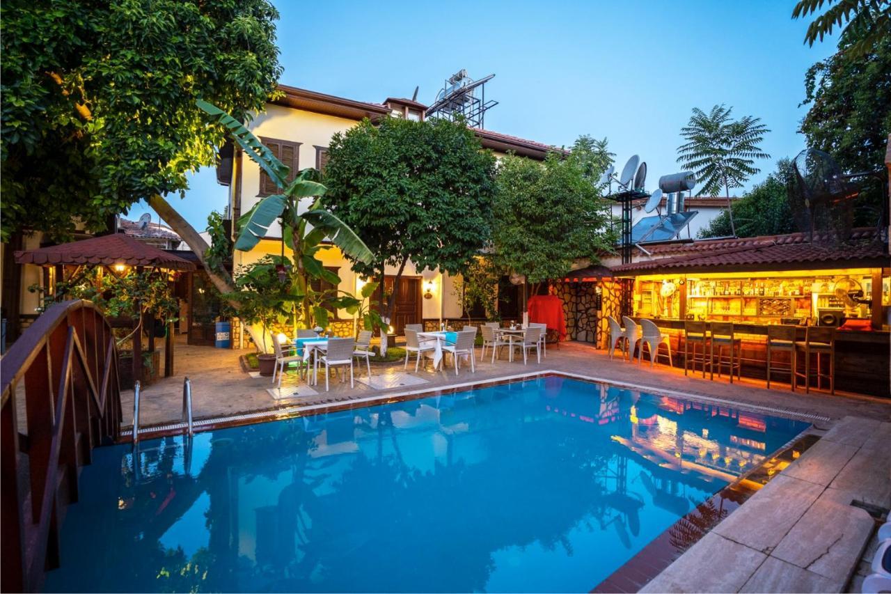 Castle Old Town Hotel Antalya Exterior foto