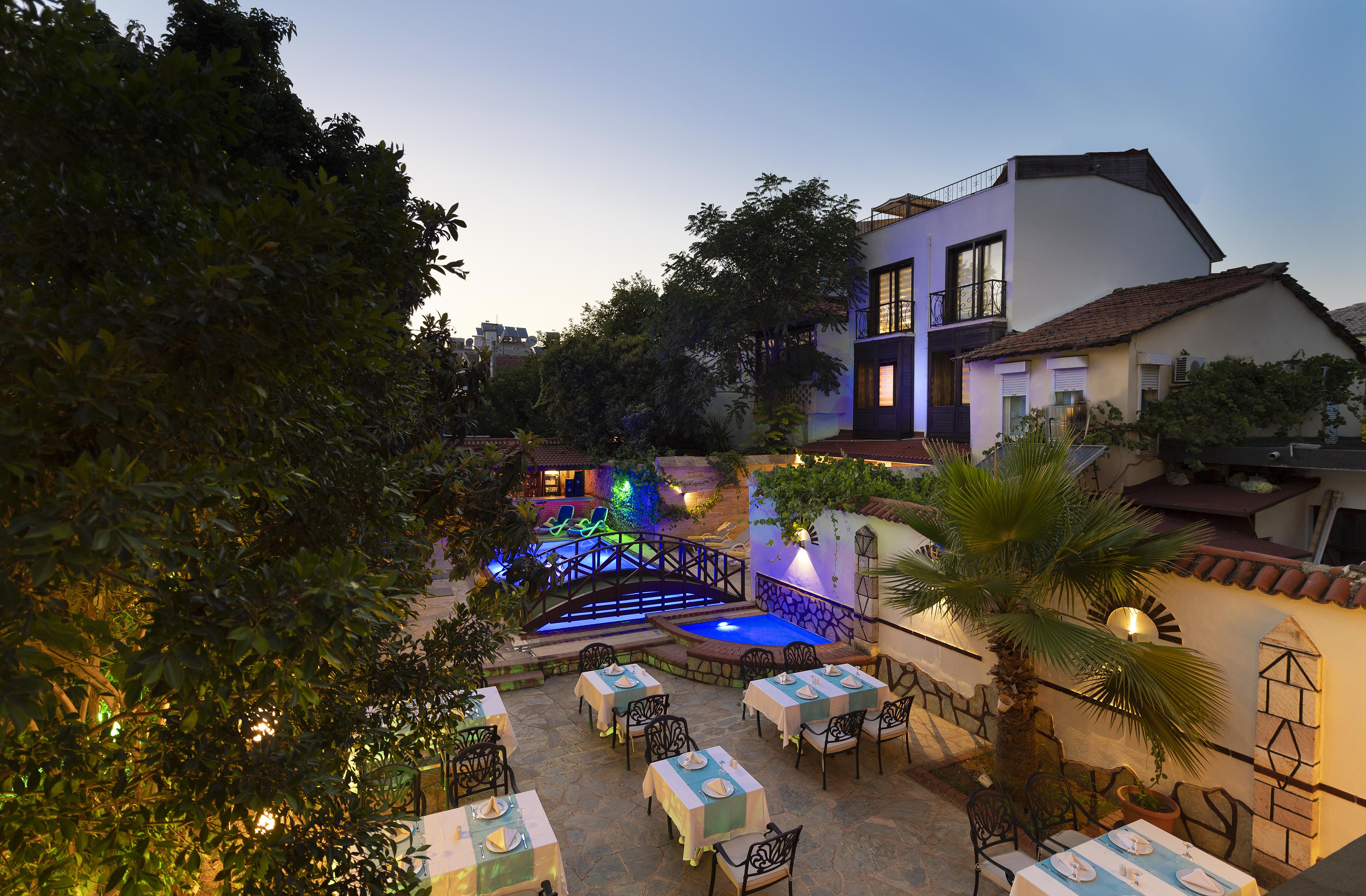 Castle Old Town Hotel Antalya Exterior foto